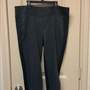 EUC LOFT Dark Gray & Black Maternity Leggings